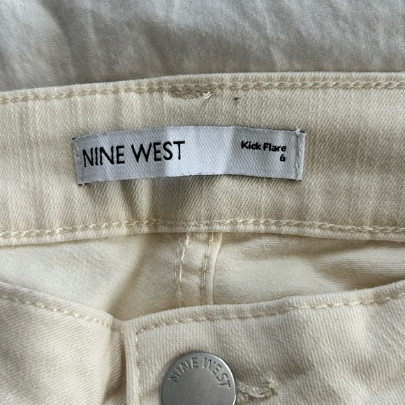 Nine West Kick Flare Jeans - Picture 4 of 4